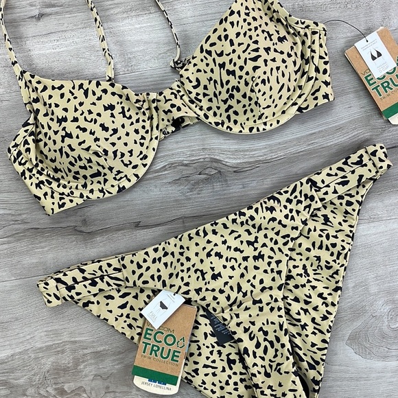 ☀️VOLCOM☀️ UR AN ANIMAL UNDER WIRE UR AN ANIMAL HIPSTER BIKINI SET - Picture 6 of 16